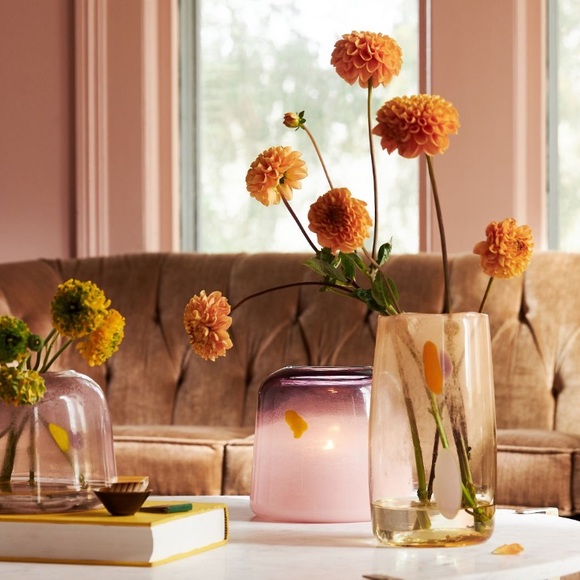 Lullia Vase - Picture 2 of 7